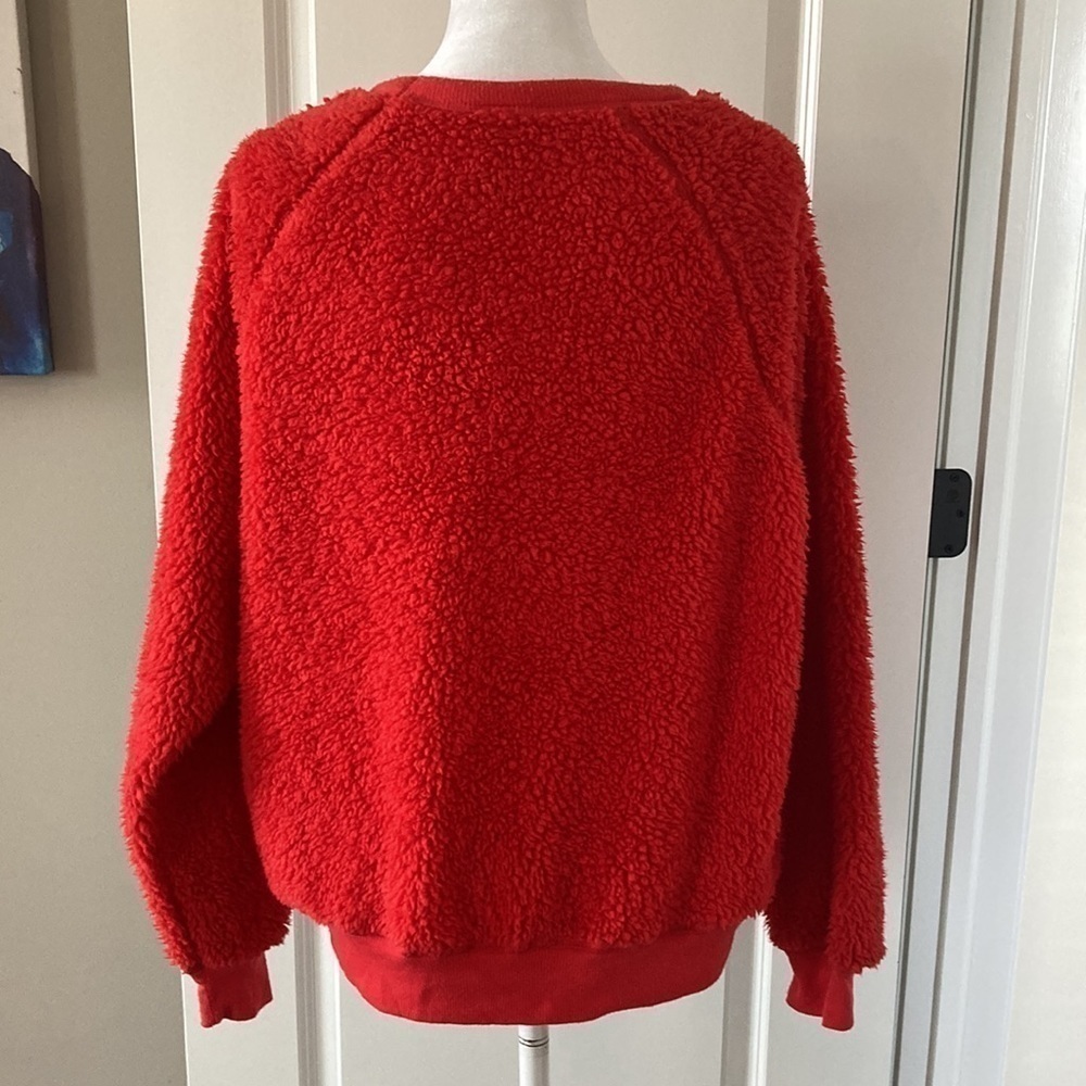Disney Mickey Mouse medium top red fuzzy - Picture 7 of 11